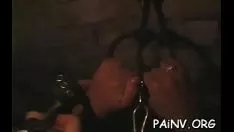 Oynat Genç sokak gezgini meşgul oluyor