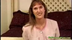 Reproducir Hottie entrena severamente a su gatito