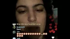 Play Pair performin on cam
