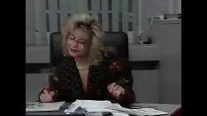Riproduci "la delega del sesso" (1994)
