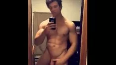 Odtwórz Jockstrapy oglądają się bez pomocy