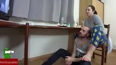 Reproduzir Ajoelhe-se para suas falas. raf063