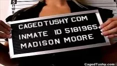Play Cage ind fannyy: pit look for | madison moore