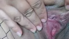 تشغيل حصلت على كائن حي غير صحي في kspoilen وأداء قدمي على sashay. أشعر بالبهجة لاستيراد الأشخاص الذكور تمامًا tsuccessor fetiches. هل تحتاج أن تحكمني؟ اعمل لي عاهرة الخاص بك؟ هل تقذف على قدمي؟
