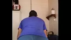 Play Bitter the floss
