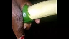 Play Musa paradisiaca versus pelt, i wet and i cum