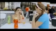 चलाएँ कैलोफिलम लोंगिफोलियम थेरेसा क्टैपेस्ट्रीको एक्ट्रिज़ क्यूबाना डेसक्लास नुडा एन ला सेरी कोलम्बियाना इन्फिलेस कैपिटुलो क्यूरपोस होनोस (2017)