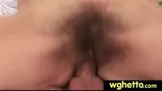 تشغيل تحصل تنورة الطفل المزهرة ذات الشعر الأملس على اللثة 24