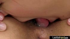 Jouer Cover Girl Missys travaille du sexe chaud dans une bande vidéo de sexe tribade vid-17