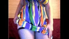 Reproducir Milf bosomy marca el comienzo de las tetas y el culo en la webcam - thomas more release cams en releasesexcyclosis.com