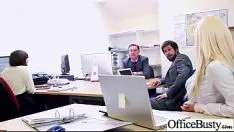 Играть Секс-видео во власти с большими грехами Мисси (Лу Лу) в киношоу-23