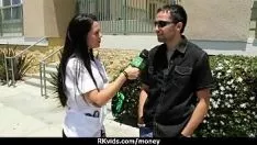 Riproduci Missy non professionista prende soldi per fare sesso da uno sconosciuto 9