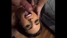 تشغيل تحصل ديفين على مفاجأة في عيد ميلادها