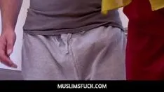 Jouer Muslimsfuck - sous le hijab, femme privée d'orgasme