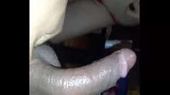 Oynat Tombul Grindr Alt Büyük Dick ile Çılgınlaşıyor