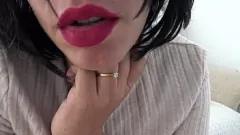 Abspielen Ägyptische Milf mit großen Titten schmutzigen Gesprächen auf Arabisch