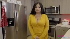 Redare Busty Milf London Rose ia pula tare a lui Charles Dera în mai multe poziții