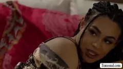 Reproducir TS Latina Anna de Ville folla a Stepsis Eva Maxim con gran polla y acción hardcore