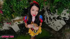 Odtwórz VR Conk Snow White Parodia: Alex Coal jako urocza bajkowa księżniczka